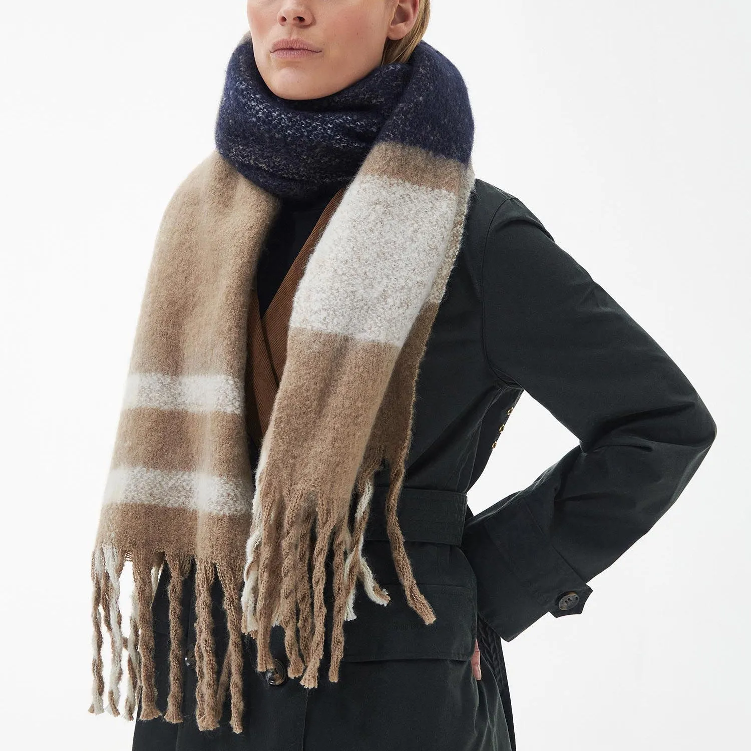 Barbour Women's Isla Boucle Scarf in Trench Tartan