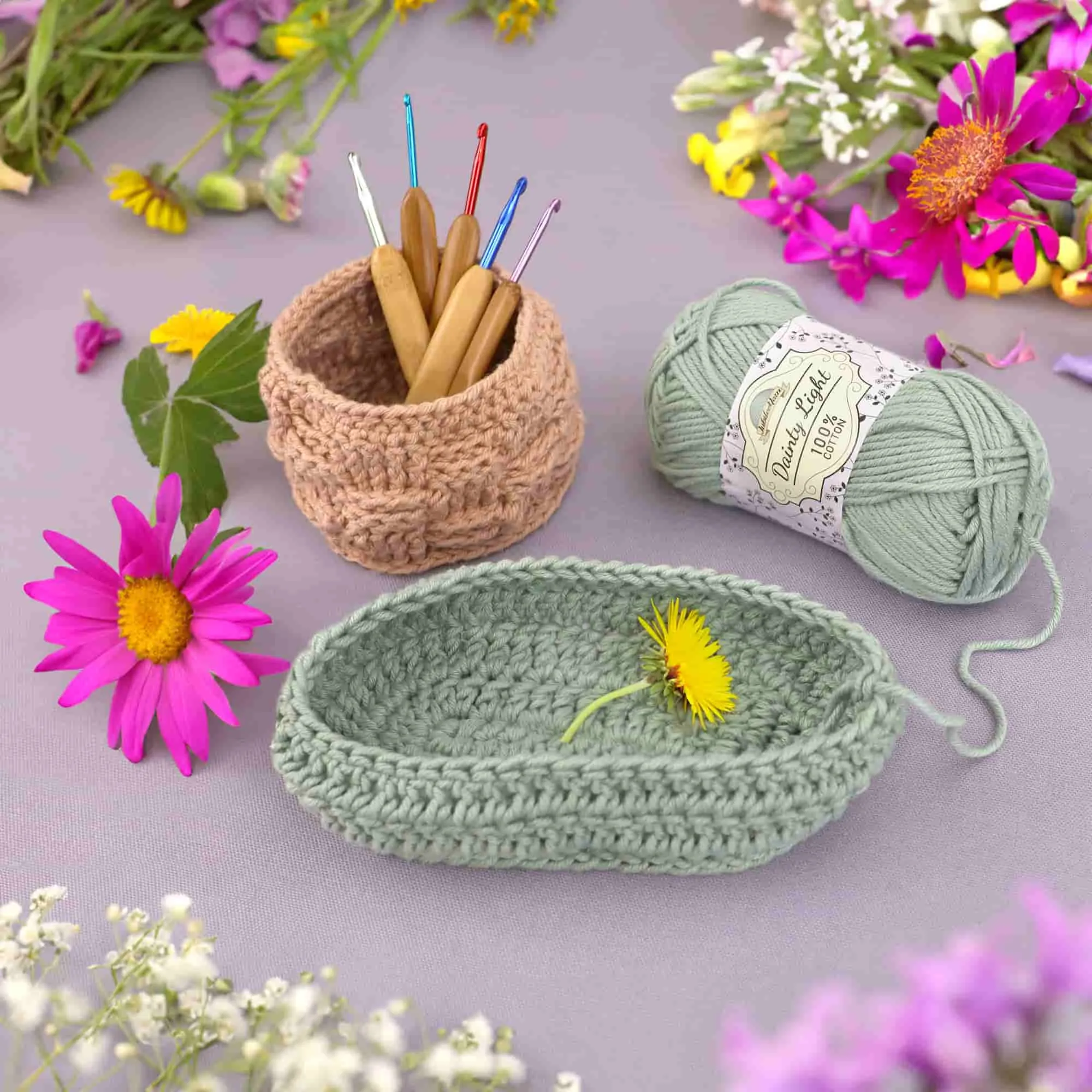 Dainty Light Yarn